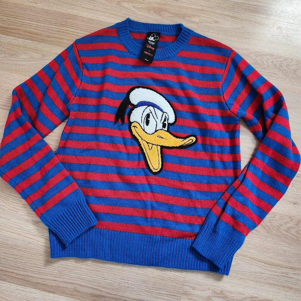 FOREVER 21 Disney Donald Duck sweater